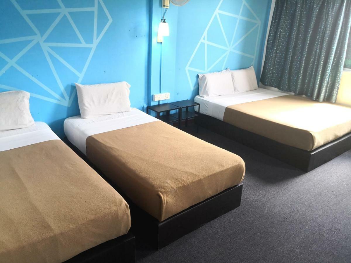 Hotel Seri Kota Satu Kota Tinggi Exteriör bild