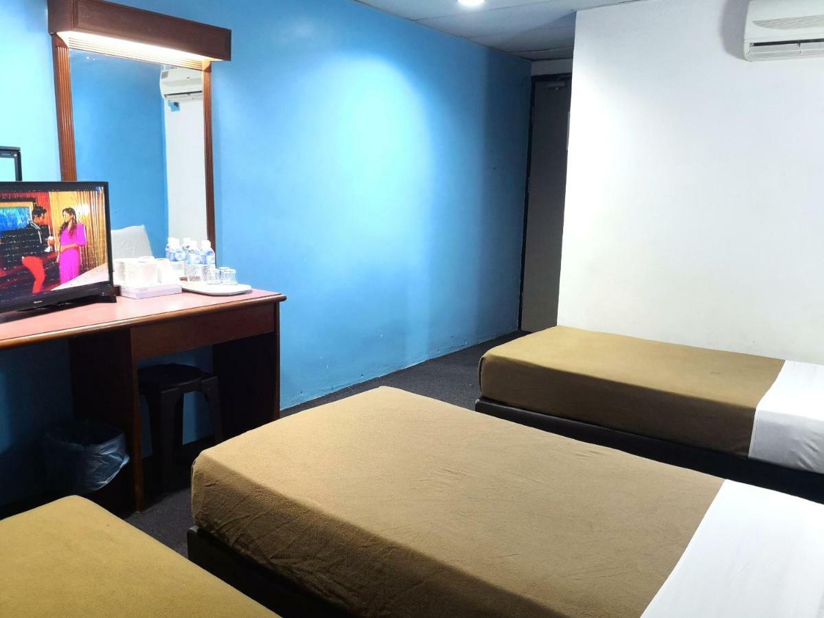 Hotel Seri Kota Satu Kota Tinggi Exteriör bild